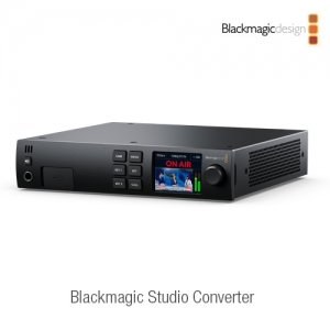 :::하이픽셀:::,[오더베이스]Blackmagic Studio Converter,저렴한 10G 구리 이더넷 케이블을 사용하여 SMPTE 광섬유 워크플로와 동일한 워크플로 사용 가능. 이더넷 케이블로 전원을 공급할 수 있으며 카메라 및 프로그램 리턴 피드를 SDI로 변환,Blackmagic Design,블랙매직디자인 > 카메라 > 라이브 프로덕션 카메라